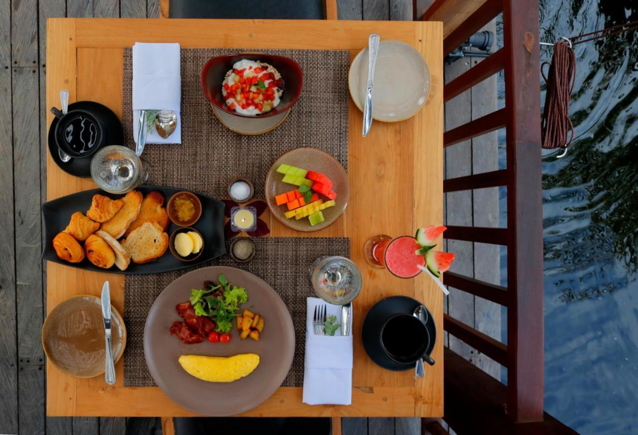 De Metra Villa Ubud By Pramana Villas エクステリア 写真