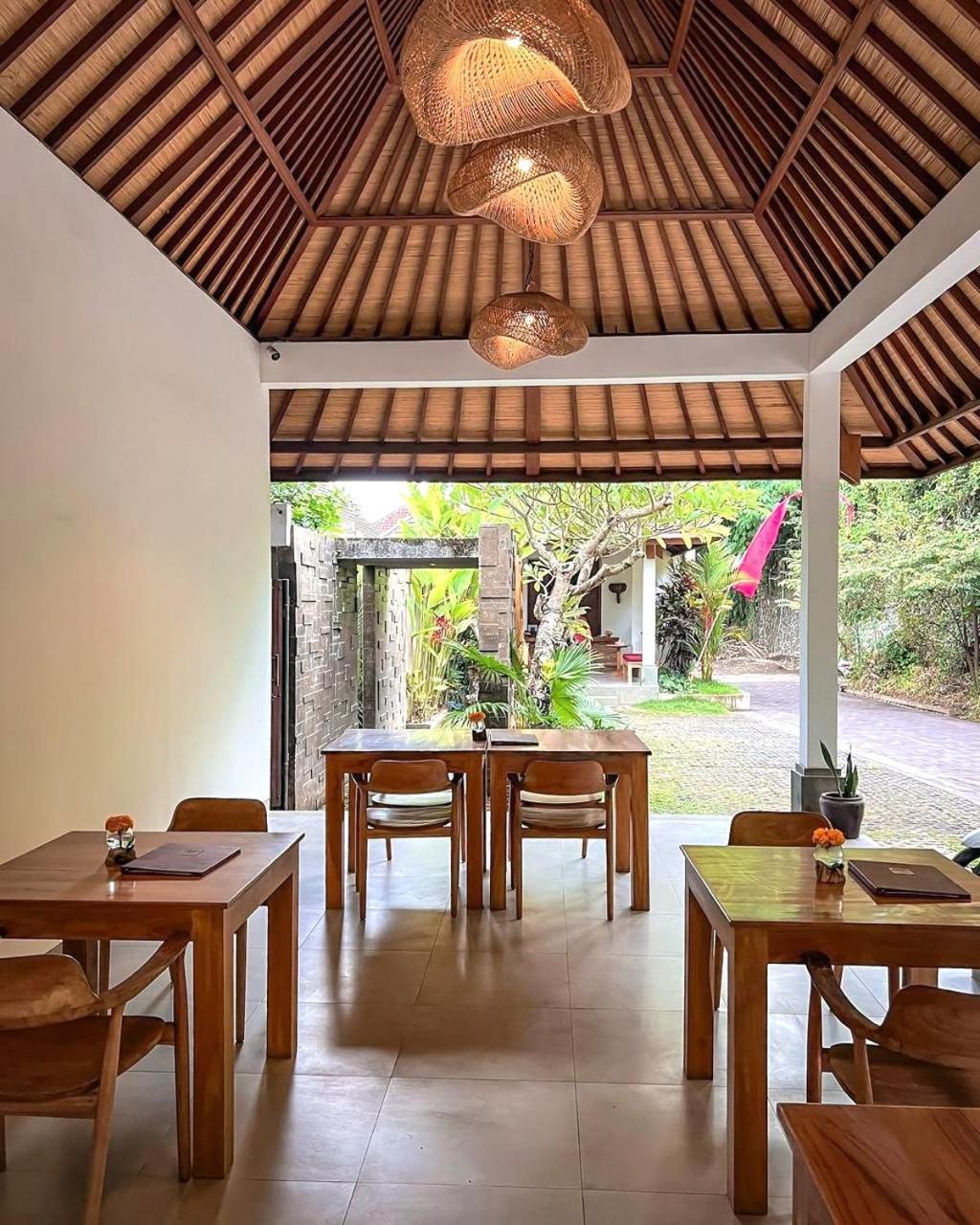 De Metra Villa Ubud By Pramana Villas エクステリア 写真